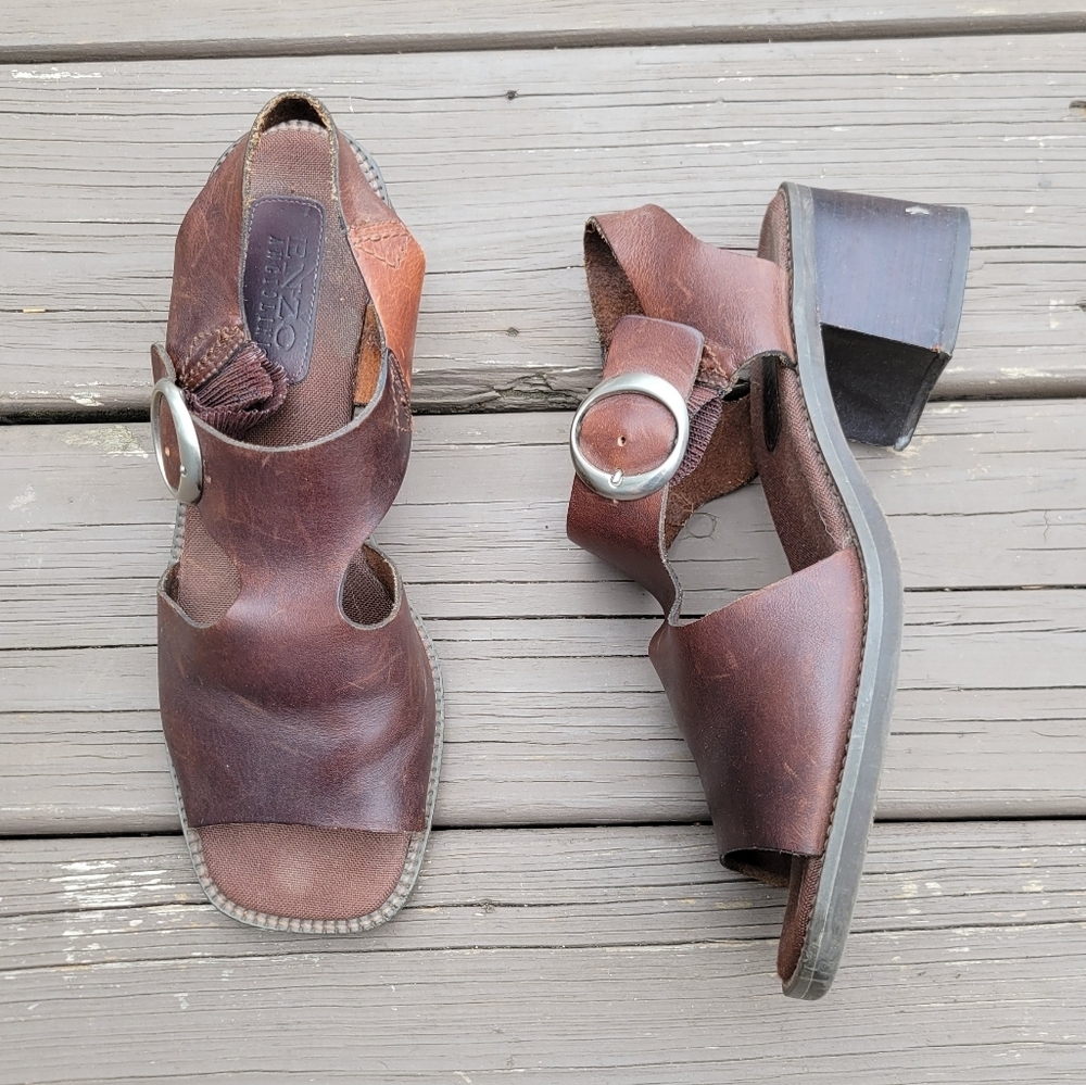 Vintage 90s‎ y2k Bratz Brown Leather Chunky Heel Square Toe T Strap Sandals 8.5